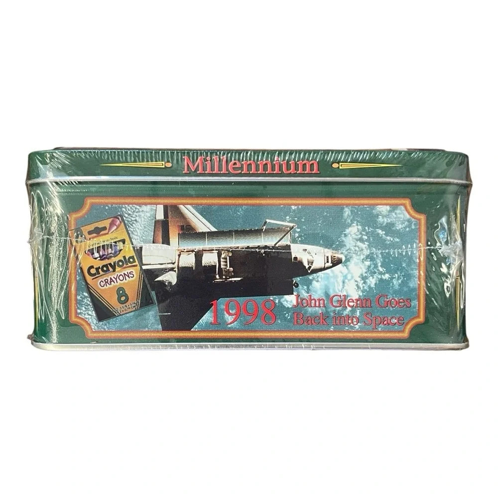 Crayola Millennium Tin With 64 Count With Special Effect Crayons And‎ Calendar